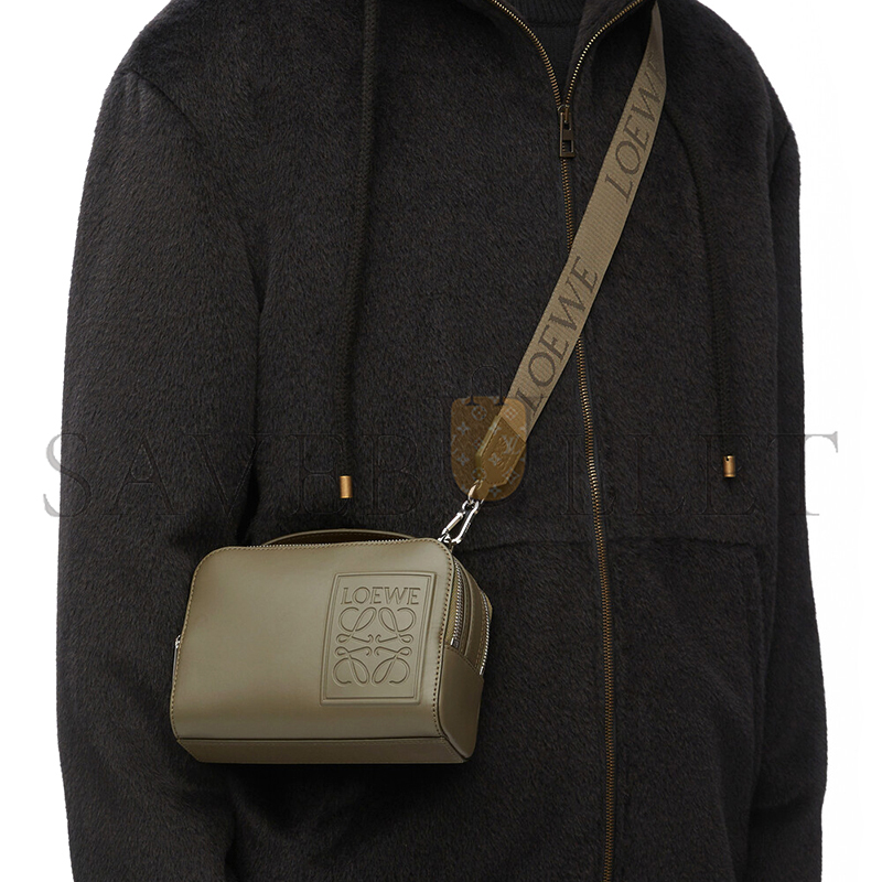 LOEWE MINI CROSSBODY CAMERA BAG IN SATIN CALFSKIN C565R41X05 (18*13*8.5cm)